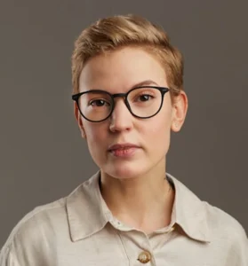 Jenny WilliamsTourist Guide